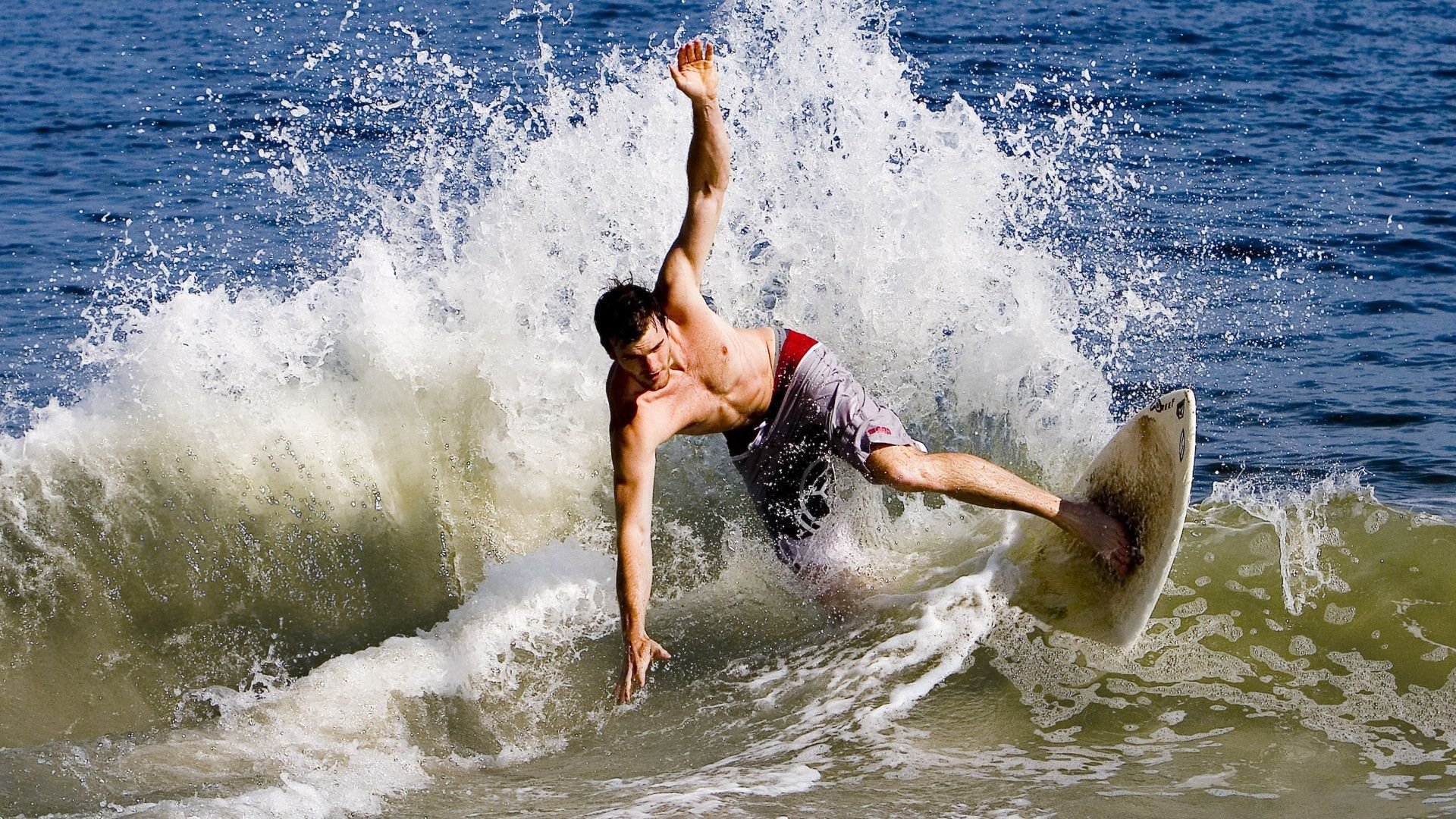 kaiyun官方入口登录-《王者荣耀》线下联赛落幕，精彩瞬间回顾，线下王者荣耀比赛流程